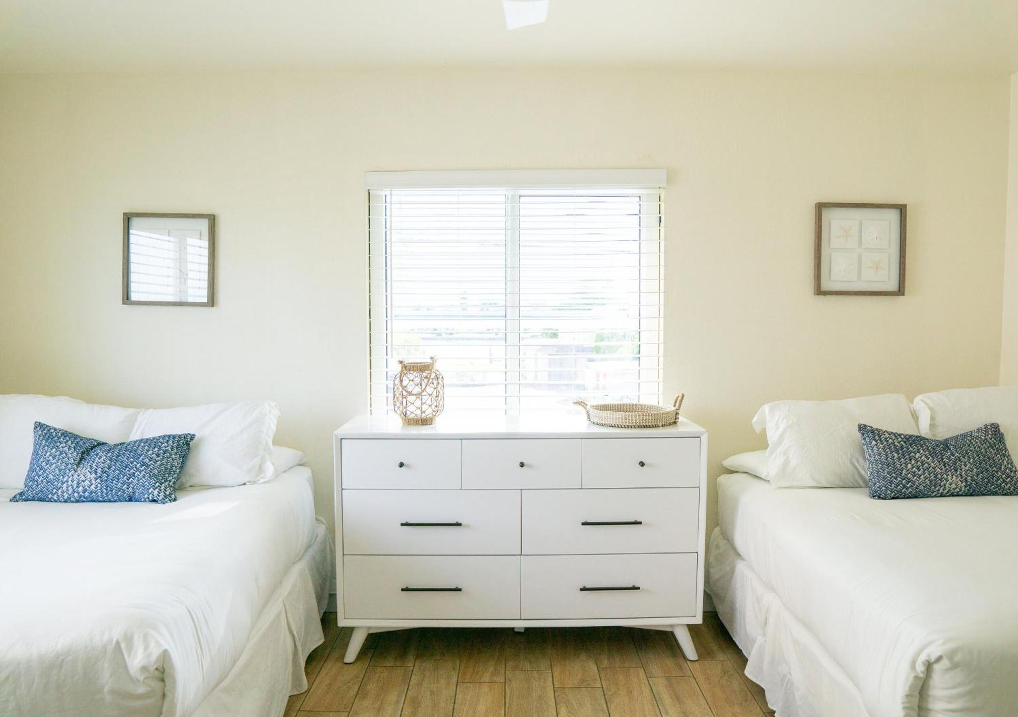The Molloy - Treasure Island Suites & Cottages 세인트피트비치 외부 사진